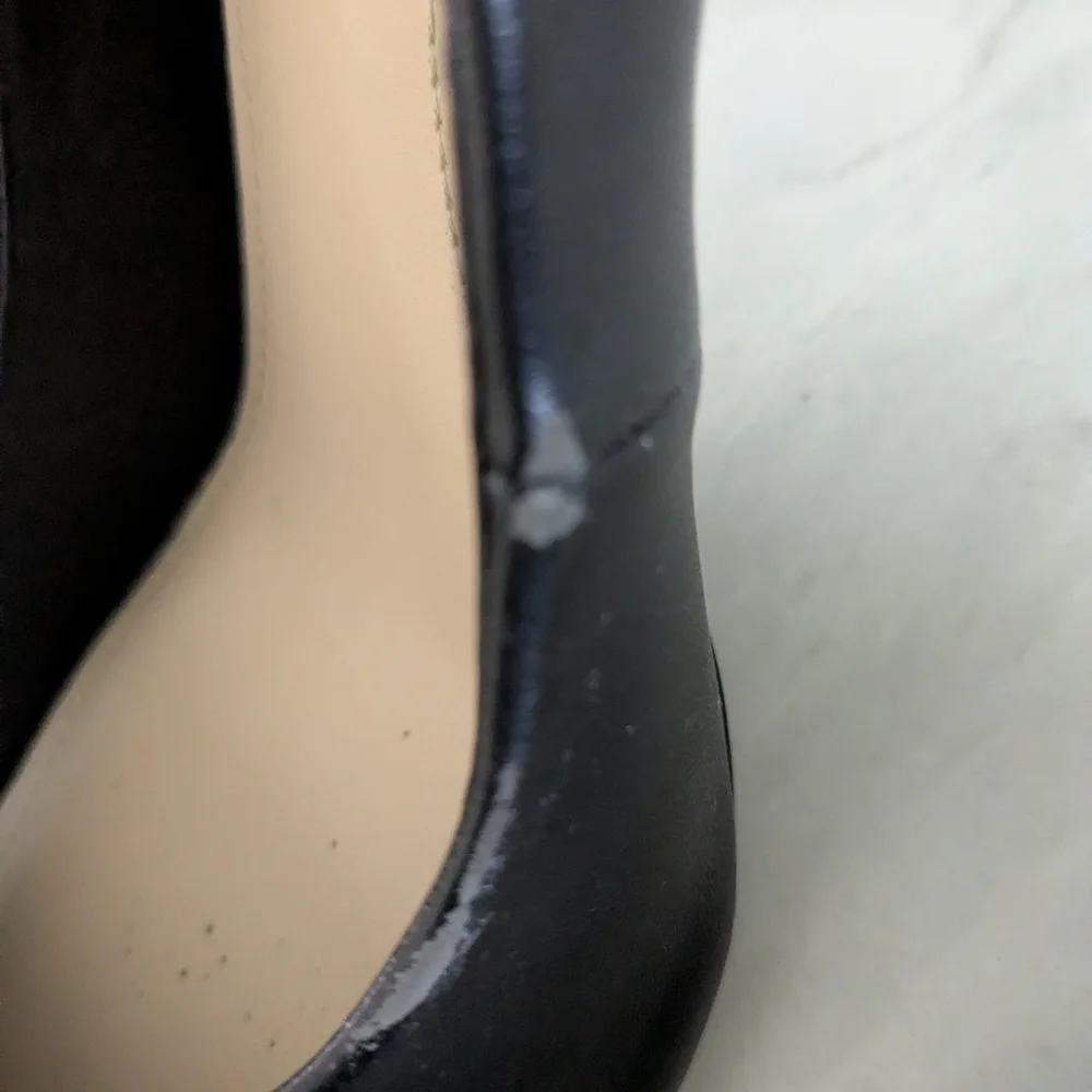 Elegant Black Women's Heels - Picture 10 of 12